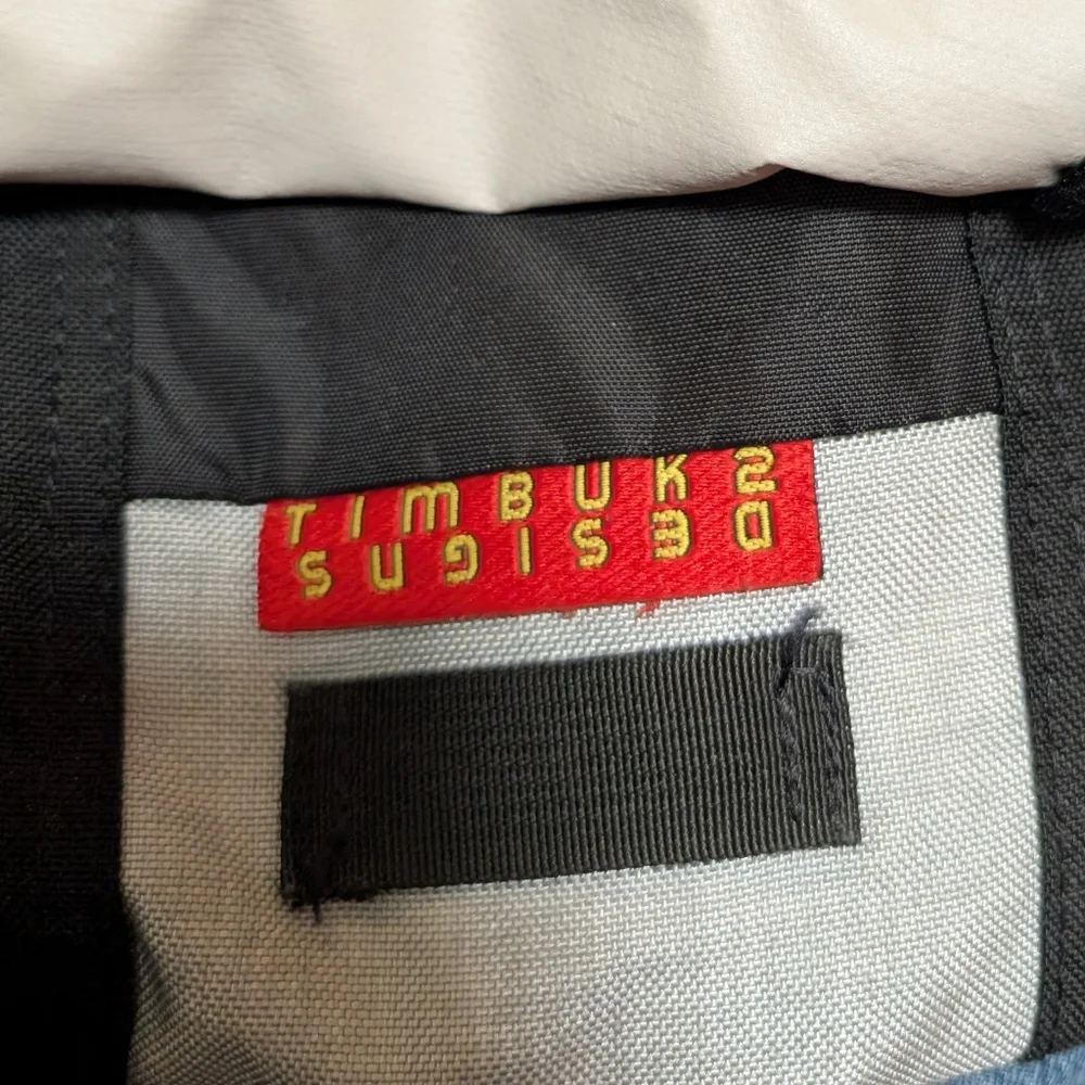 Timbuk2 Classic Messenger Bag Black Grey Crossbody